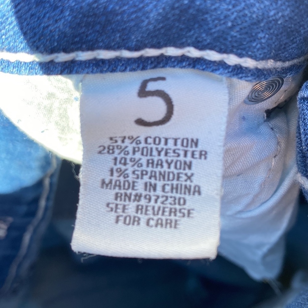 Almost Famous Jeans - Picture 5 of 6